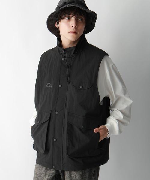 Ever Trek（エバートレック）の「【Ever Trek】2WAY/マルチポケットナイロンジャケット（ブルゾン・メンズ・ブラック/グレー/グリーン・SMALL/MEDIUM/LARGE）」の9枚目の写真