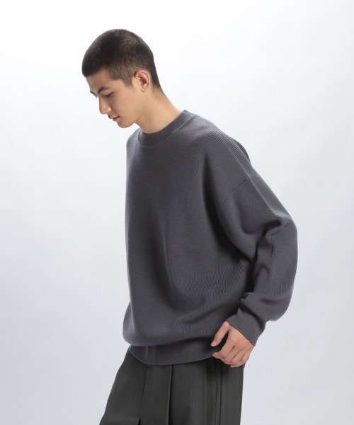 STERNBERG(スタンバーグ)の「スーパーエクストラファインメリノクルーリブニット(ニット/セーター・メンズ・ブラック/チャコールグレー・MEDIUM/LARGE)」の16枚目の写真