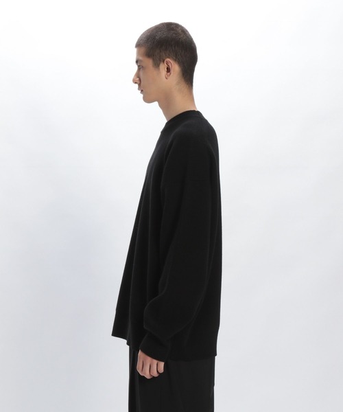 STERNBERG(スタンバーグ)の「スーパーエクストラファインメリノクルーリブニット(ニット/セーター・メンズ・ブラック/チャコールグレー・MEDIUM/LARGE)」の13枚目の写真