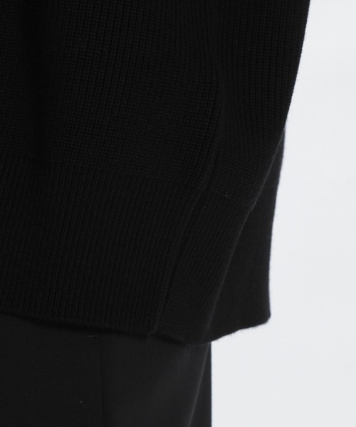 STERNBERG(スタンバーグ)の「スーパーエクストラファインメリノクルーリブニット(ニット/セーター・メンズ・ブラック/チャコールグレー・MEDIUM/LARGE)」の9枚目の写真