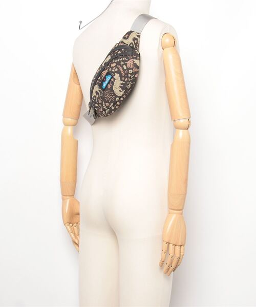 KAVU（カブー）の「KAVU/カブー Canvas Spectator/キャンバススペクテーター（ボディバッグ/ウエストポーチ・メンズ・A/C/D/E/B・FREE）」の21枚目の写真