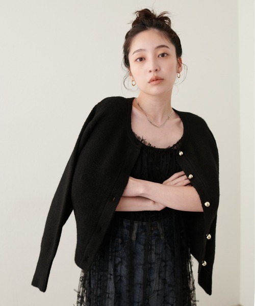 natural couture（ナチュラルクチュール）の「【ZOZO限定】ころりん釦クルーネックカーデ（カーディガン/ボレロ・レディース・モカ/オレンジ/ネイビー/ボルドー/オフホワイト/グレー/ブラック・FREE）」の15枚目の写真