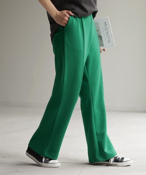 HUG.U（ハグユー）の「推し色見つかる 超楽カラーパンツ（スラックス・レディース・ベージュ/イエロー/レッド/グリーン/ブラック/グレー/ブルー/フューシャピンク・レギュラー丈/トール丈）」の5枚目の写真