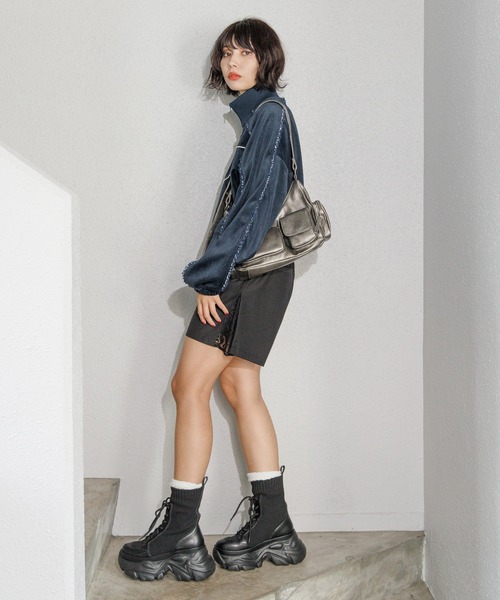 PAGEBOY（ページボーイ）の「ハーフZIPベロアトラックジャケット（ジャージ・レディース・ベージュ/ブラック/ターコイズブルー・FREE）」の14枚目の写真