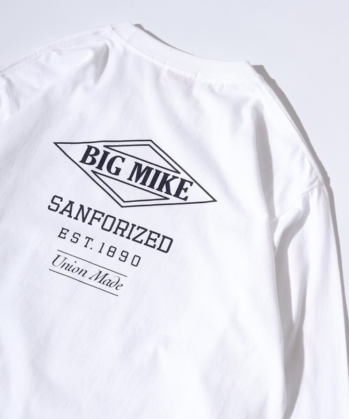 BIG MIKE（ビッグマイク）の「BIG MIKE プリント ロングスリーブTEE（Tシャツ/カットソー・メンズ・ホワイト系その他3/ブラック系その他5/ホワイト系その他5/ブラック系その他2/ホワイト系その他2/ブラック系その他/ホワイト系その他/グリーン/ブラック系その他4/ホワイト系その他4/チャコール/ブラック系その他3/ホワイト系その他6/グレー・XL/L/M）」の6枚目の写真