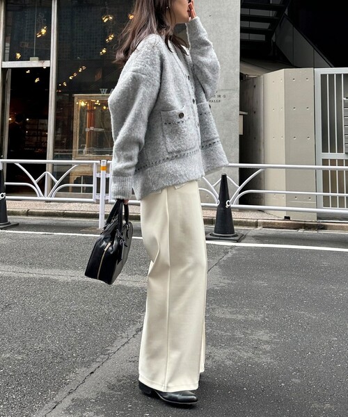 fredy emue（フレディエミュ）の「もちとろセミワイドイージーパンツ（その他パンツ・レディース・アイボリー/ブラック/チャコールグレー・38/36）」の7枚目の写真