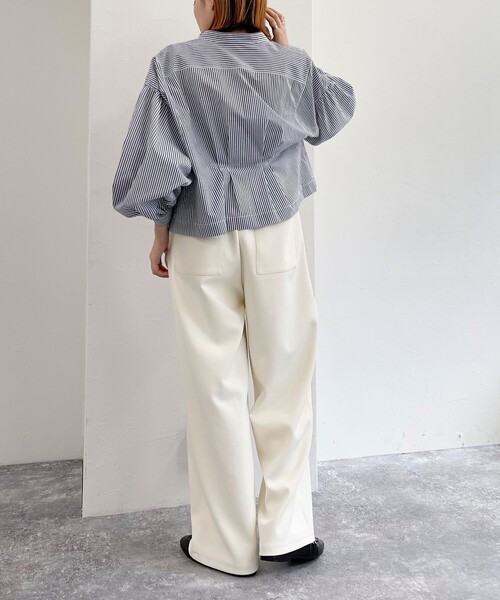 fredy emue（フレディエミュ）の「もちとろセミワイドイージーパンツ（その他パンツ・レディース・アイボリー/ブラック/チャコールグレー・38/36）」の17枚目の写真