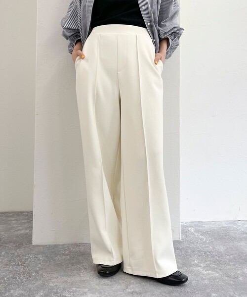 fredy emue（フレディエミュ）の「もちとろセミワイドイージーパンツ（その他パンツ・レディース・アイボリー/ブラック/チャコールグレー・38/36）」の22枚目の写真