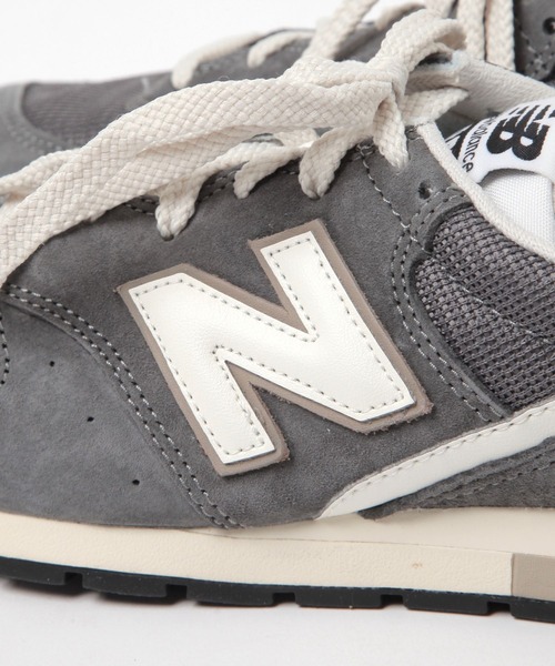 NEW BALANCE(ニューバランス)の「【new balance(ニューバランス)】996(WOMEN)(スニーカー・レディース・グレー/ブラック・MEDIUM/LARGE)」の16枚目の写真