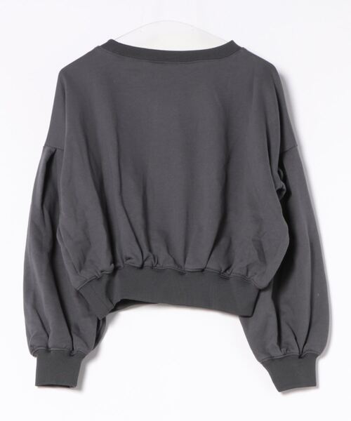 clear（クリア）の「ロゴ刺繍袖ボリュームデザインスウェット [スタイルアップ シンプル ふんわり]≪2024AW新作≫（スウェット・レディース・オフホワイト/チャコールグレー/ブルーグレー・F）」の22枚目の写真