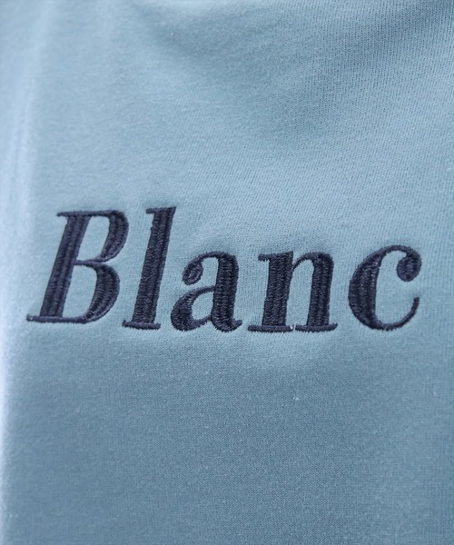 clear（クリア）の「ロゴ刺繍袖ボリュームデザインスウェット [スタイルアップ シンプル ふんわり]≪2024AW新作≫（スウェット・レディース・オフホワイト/チャコールグレー/ブルーグレー・F）」の17枚目の写真