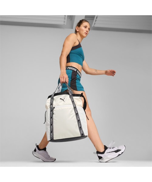 PUMA(プーマ)の「《PUMA》AT ESS トート バッグ(トートバッグ・レディース・ブラック/パープル系/ライトグレー・フリー)」の11枚目の写真
