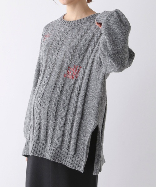 LEPSIM(レプシィム)の「【産前・産後対応】マタニティ/刺繍ケーブルプルオーバー 149943(マタニティウェア/グッズ・レディース・ベージュ/オレンジ/チャコールグレー/ライトブルー・FREE)」の6枚目の写真