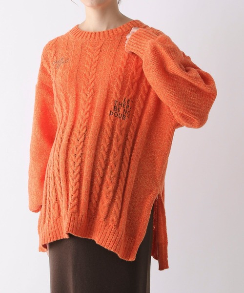 LEPSIM(レプシィム)の「【産前・産後対応】マタニティ/刺繍ケーブルプルオーバー 149943(マタニティウェア/グッズ・レディース・ベージュ/オレンジ/チャコールグレー/ライトブルー・FREE)」の9枚目の写真