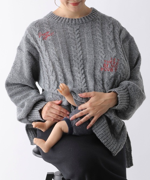 LEPSIM(レプシィム)の「【産前・産後対応】マタニティ/刺繍ケーブルプルオーバー 149943(マタニティウェア/グッズ・レディース・ベージュ/オレンジ/チャコールグレー/ライトブルー・FREE)」の18枚目の写真