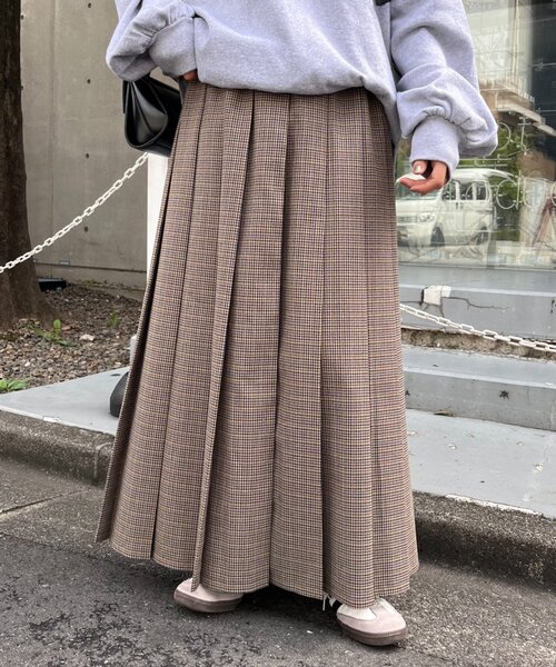 CIAOPANIC TYPY（チャオパニックティピー）の「【新色登場！】すっきり見えチェックプリーツイージースカート（スカート・レディース・グレー/ベージュ/ネイビー/オレンジ/イエロー/ブラウン/オフホワイト・MEDIUM/SMALL）」の17枚目の写真