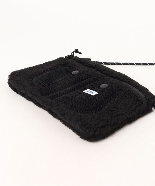 Lee(リー)の「Lee/リー ボアオーバーオールサコッシュ(ショルダーバッグ・レディース・アニマル/ブラック/ブラウン/バーガンディー・FREE)」の6枚目の写真