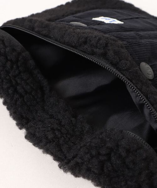 Lee(リー)の「Lee/リー ボアオーバーオールサコッシュ(ショルダーバッグ・レディース・アニマル/ブラック/ブラウン/バーガンディー・FREE)」の7枚目の写真