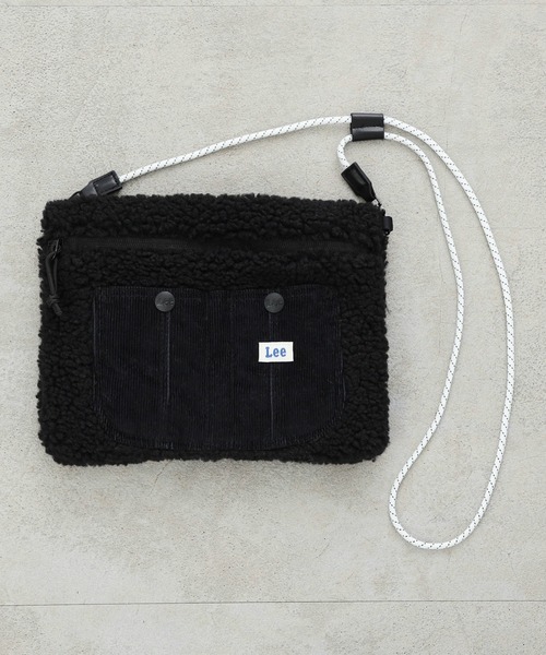 Lee(リー)の「Lee/リー ボアオーバーオールサコッシュ(ショルダーバッグ・レディース・アニマル/ブラック/ブラウン/バーガンディー・FREE)」の2枚目の写真