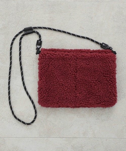 Lee(リー)の「Lee/リー ボアオーバーオールサコッシュ(ショルダーバッグ・レディース・アニマル/ブラック/ブラウン/バーガンディー・FREE)」の13枚目の写真