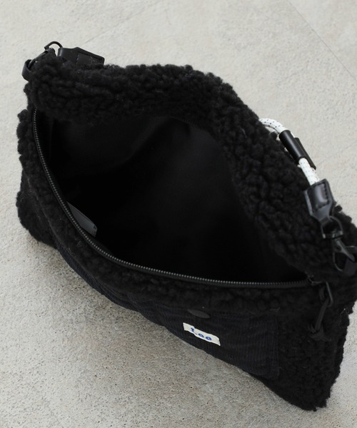 Lee(リー)の「Lee/リー ボアオーバーオールサコッシュ(ショルダーバッグ・レディース・アニマル/ブラック/ブラウン/バーガンディー・FREE)」の11枚目の写真