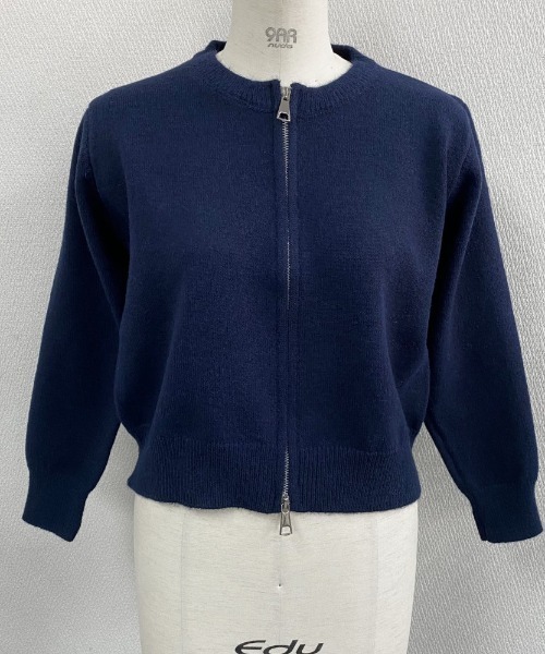 LADY LIKE(レディライク)の「バックリボン柄ジップニット(ニット/セーター・レディース・ホワイト/ネイビー・M)」の12枚目の写真