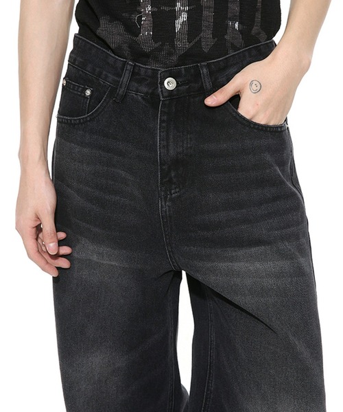 CORPUS TOKYO(コーパス トーキョー)の「ワイド バギー デニムパンツ(デニムパンツ・メンズ・ブラック/グレー・4/3/2/1)」の14枚目の写真