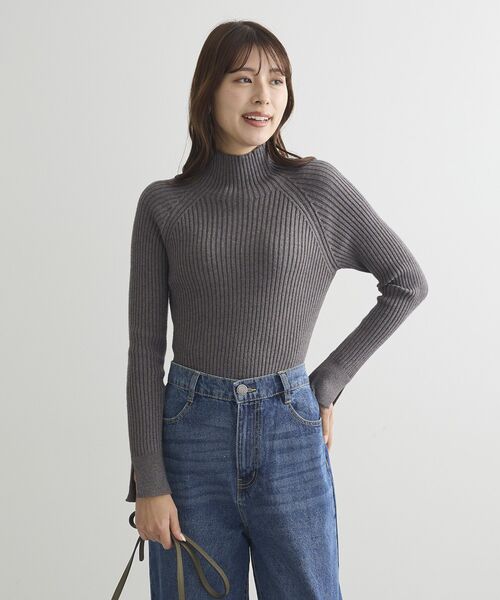 Petit fleur（プチフルール）の「・Petit Fleur ボトルネックリブニット（ニット/セーター・レディース・ブルー/チャコールグレー/オフホワイト/ライトグレー/ピンク/ブラック・FREE）」の19枚目の写真