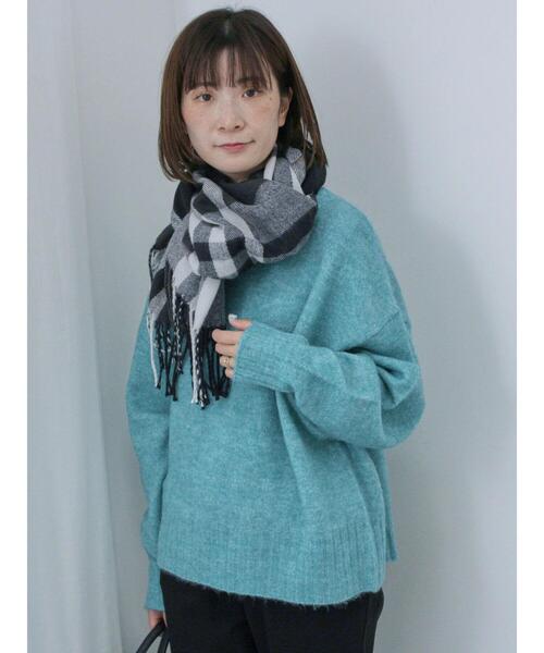 Samansa Mos2 blue(サマンサモスモスブルー)の「チェックマフラー(ストール/ショール・レディース・キナリ/オレンジ/ネイビー/ブラック・F)」の11枚目の写真