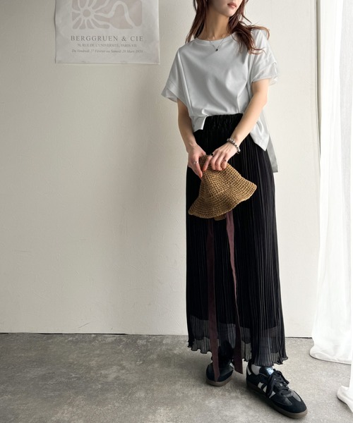 classicalelf（クラシカルエルフ）の「大人の女性を魅力的に引き立てる。袖口シアー切り替え 半袖 Tシャツ（Tシャツ/カットソー・レディース・ホワイト/ブラック・X-LARGE/MEDIUM/SMALL/LARGE）」の14枚目の写真