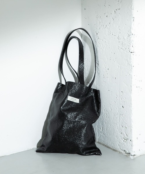 URBAN RESEARCH Sonny Label(アーバンリサーチサニーレーベル)の「メタリックトートバッグ(トートバッグ・レディース・ブラック/ゴールド/ベージュ・ONE)」の9枚目の写真