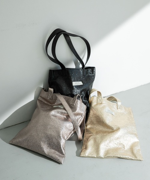 URBAN RESEARCH Sonny Label(アーバンリサーチサニーレーベル)の「メタリックトートバッグ(トートバッグ・レディース・ブラック/ゴールド/ベージュ・ONE)」の21枚目の写真