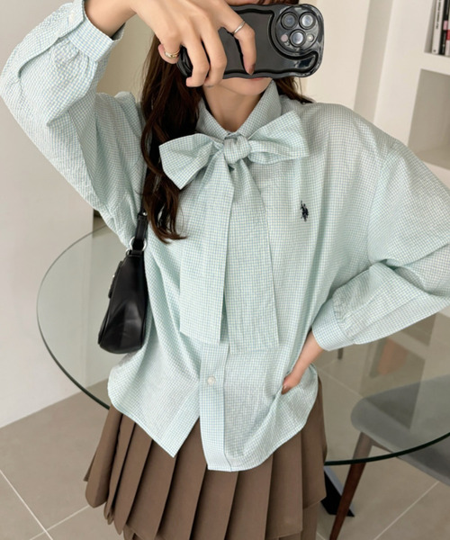 U.S. POLO ASSN.（ユーエスポロアッスン）の「Ada.別注 // U.S. POLO ASSN ボウタイ ショート丈 ボリュームスリーブ シャツブラウス チェック/無地（シャツ/ブラウス・レディース・ホワイト/ピンク/ブルー/ネイビー/ブラック/ブラウン/イエロー・FREE）」の16枚目の写真