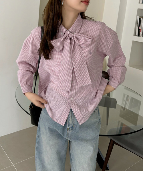 U.S. POLO ASSN.（ユーエスポロアッスン）の「Ada.別注 // U.S. POLO ASSN ボウタイ ショート丈 ボリュームスリーブ シャツブラウス チェック/無地（シャツ/ブラウス・レディース・ホワイト/ピンク/ブルー/ネイビー/ブラック/ブラウン/イエロー・FREE）」の14枚目の写真