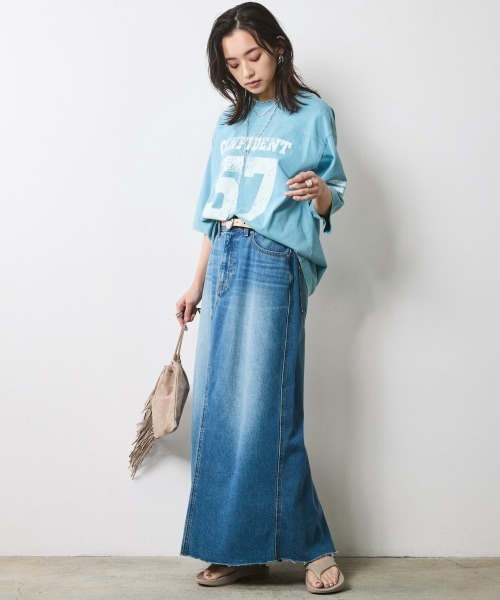 CHIC STYLE(シックスタイル)の「綿100%フットボールTシャツ<大きいサイズ有>シックスタイル(Tシャツ/カットソー・レディース・チャコール/サックスブルー・LL/3L/4L/5L/M/L)」の18枚目の写真