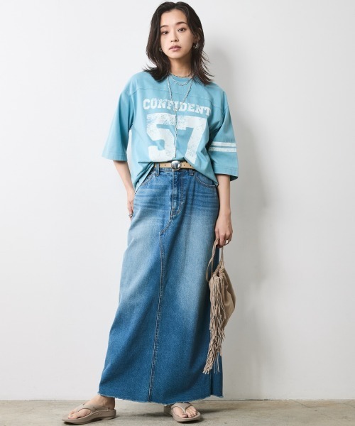 CHIC STYLE(シックスタイル)の「綿100%フットボールTシャツ<大きいサイズ有>シックスタイル(Tシャツ/カットソー・レディース・チャコール/サックスブルー・LL/3L/4L/5L/M/L)」の19枚目の写真