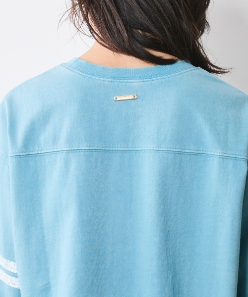 CHIC STYLE(シックスタイル)の「綿100%フットボールTシャツ<大きいサイズ有>シックスタイル(Tシャツ/カットソー・レディース・チャコール/サックスブルー・LL/3L/4L/5L/M/L)」の7枚目の写真