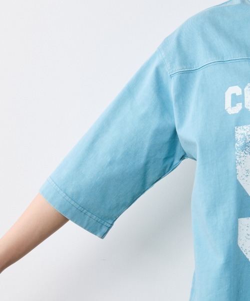 CHIC STYLE(シックスタイル)の「綿100%フットボールTシャツ<大きいサイズ有>シックスタイル(Tシャツ/カットソー・レディース・チャコール/サックスブルー・LL/3L/4L/5L/M/L)」の9枚目の写真