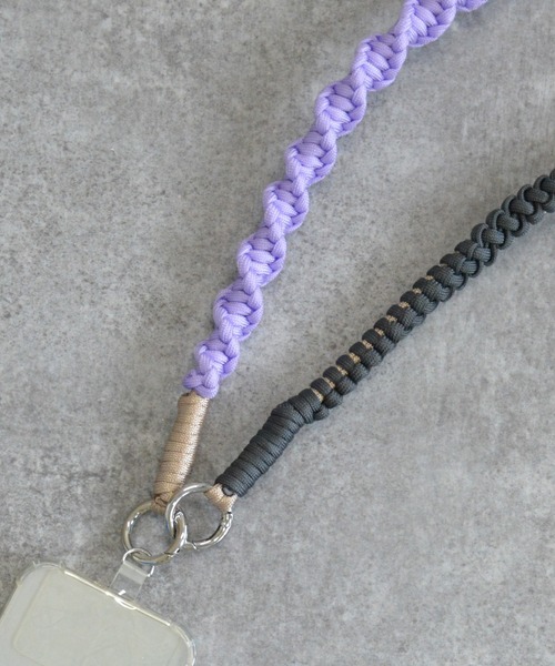 ALTROSE（アルトローズ）の「配色ロープストラップ スマホショルダー スマホストラップ ロープ ロープ編み（スマホグッズ・レディース・ブラック/グリーン/ピンク/ベージュ/ライトブルー/カーキ/ワインレッド/ピンク系その他/パープル/ブラック×ブラック/ブラウン・FREE）」の22枚目の写真
