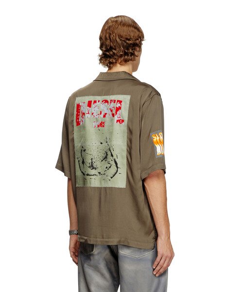 DIESEL(ディーゼル)の「メンズ 半袖シャツ S-DAXHE(シャツ/ブラウス・メンズ・カーキ・44/46/48/50/52)」の2枚目の写真