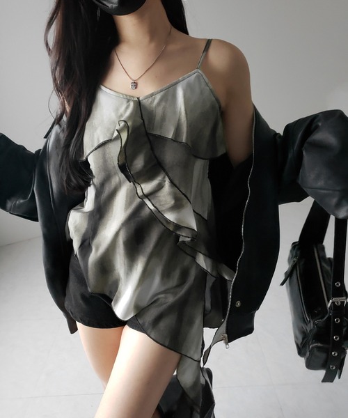 me+em select(ミームセレクト)の「タイダイサテンアシンメトリーフリルキャミソールビスチェ / tiedye satin asymmetry frill camisole bustier(キャミソール・レディース・ブラック・FREE)」の5枚目の写真