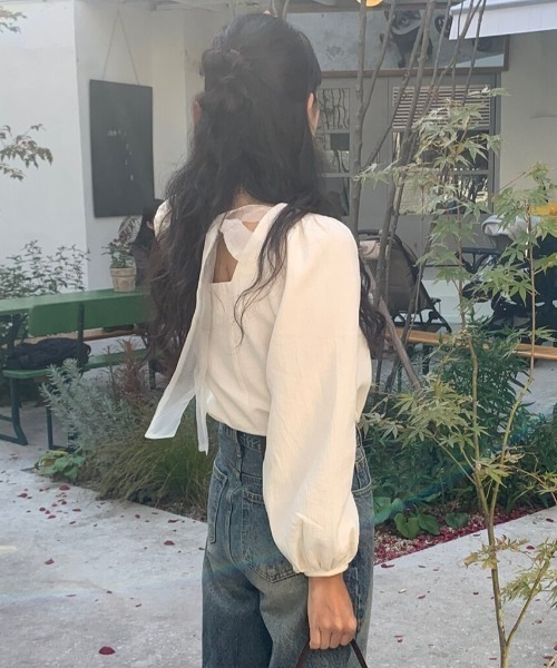 Teem Store(チームストア)の「バックシフォンリボン Vネックブラウス(シャツ/ブラウス・レディース・アイボリー/ブラック・L/M)」の9枚目の写真