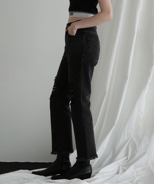 ROSE BUD（ローズバッド）の「(CREOLME)ダメージデニムパンツ（デニムパンツ・レディース・ブラック/ブルー・S/M）」の7枚目の写真