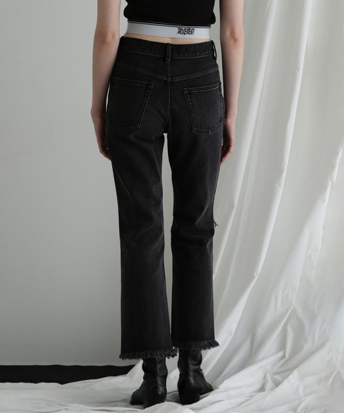 ROSE BUD（ローズバッド）の「(CREOLME)ダメージデニムパンツ（デニムパンツ・レディース・ブラック/ブルー・S/M）」の8枚目の写真