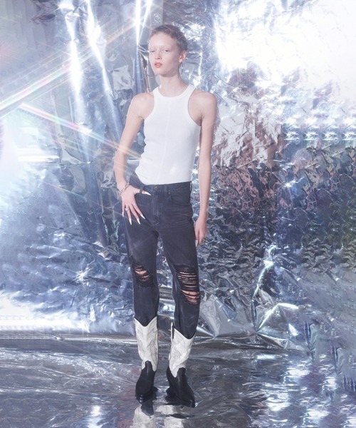 ROSE BUD（ローズバッド）の「(CREOLME)ダメージデニムパンツ（デニムパンツ・レディース・ブラック/ブルー・S/M）」の10枚目の写真