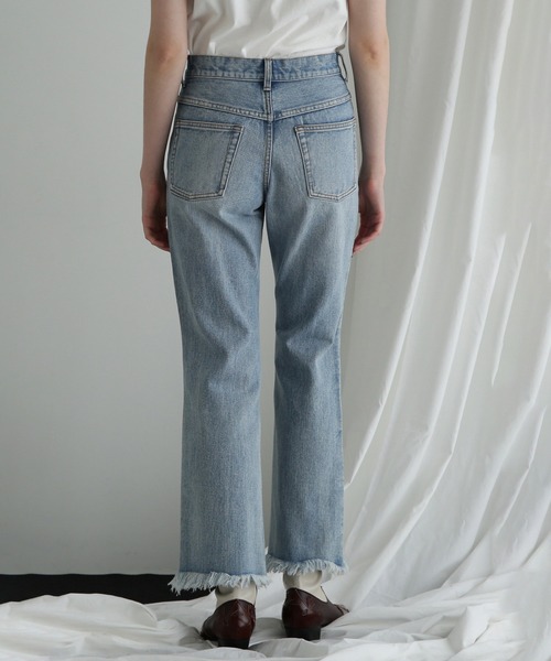 ROSE BUD（ローズバッド）の「(CREOLME)ダメージデニムパンツ（デニムパンツ・レディース・ブラック/ブルー・S/M）」の16枚目の写真