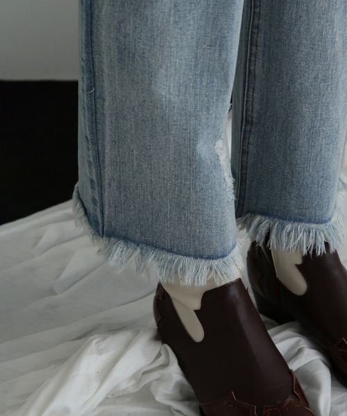 ROSE BUD（ローズバッド）の「(CREOLME)ダメージデニムパンツ（デニムパンツ・レディース・ブラック/ブルー・S/M）」の21枚目の写真