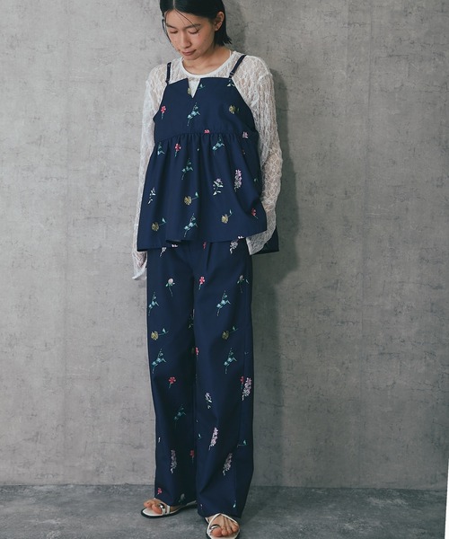 黒 花柄 パンツ　コムコム　値下げ中 セール】【セットアップ対応】花柄パンツ（その他パンツ