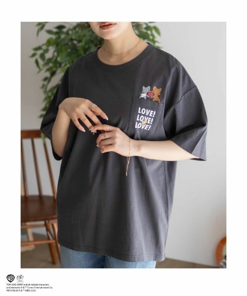 Tom&Jerry(トムアンドジェリー)の「【TOM&JERRY】 ポケット付きTシャツ(Tシャツ/カットソー・レディース・ブラック/チャコールグレー・フリー)」の6枚目の写真