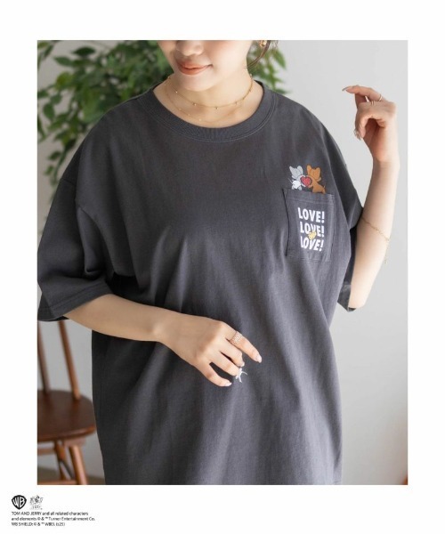 Tom&Jerry(トムアンドジェリー)の「【TOM&JERRY】 ポケット付きTシャツ(Tシャツ/カットソー・レディース・ブラック/チャコールグレー・フリー)」の5枚目の写真